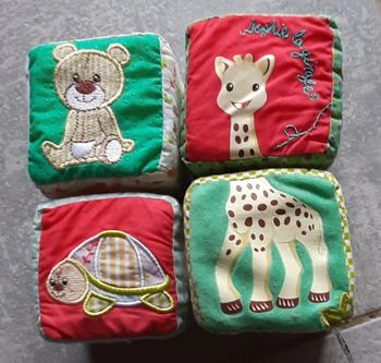 4 cubes tissus Sophie la girafe 6mois+