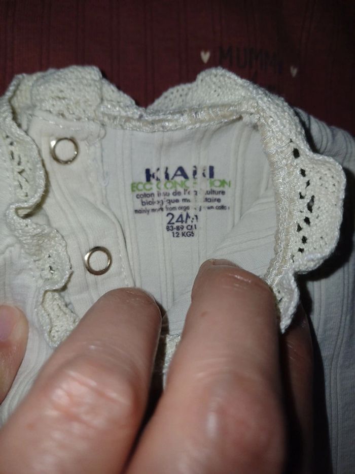 Lot de 2 bodies kiabi 24/36m - photo numéro 4