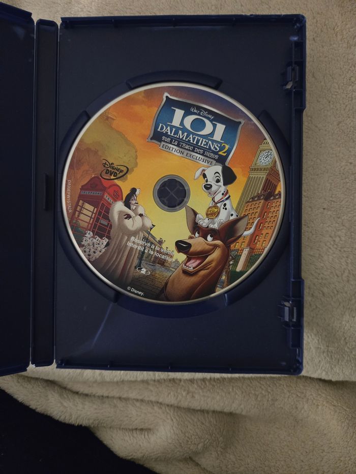 DVD les 101 Dalmatiens 2 - photo numéro 3