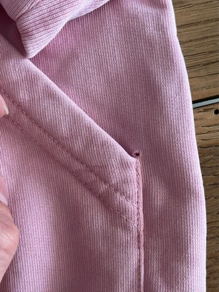 Sweat rose pâle Balenciaga - photo numéro 2