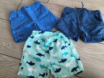 Lot shorts 12 mois