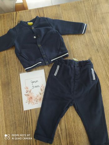 Ensemble tape a l'oeil 9 mois