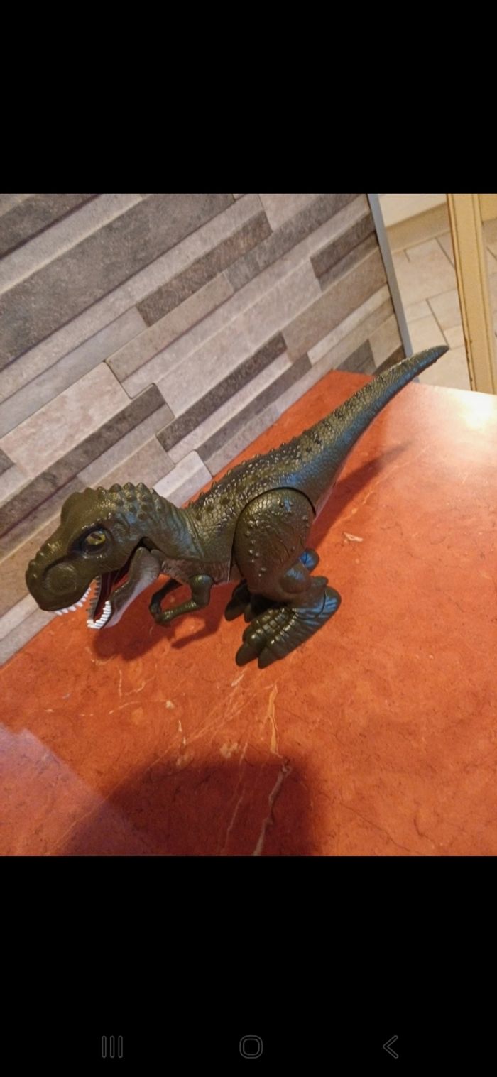 Figurine dinosaure T Rex sonore - photo numéro 5
