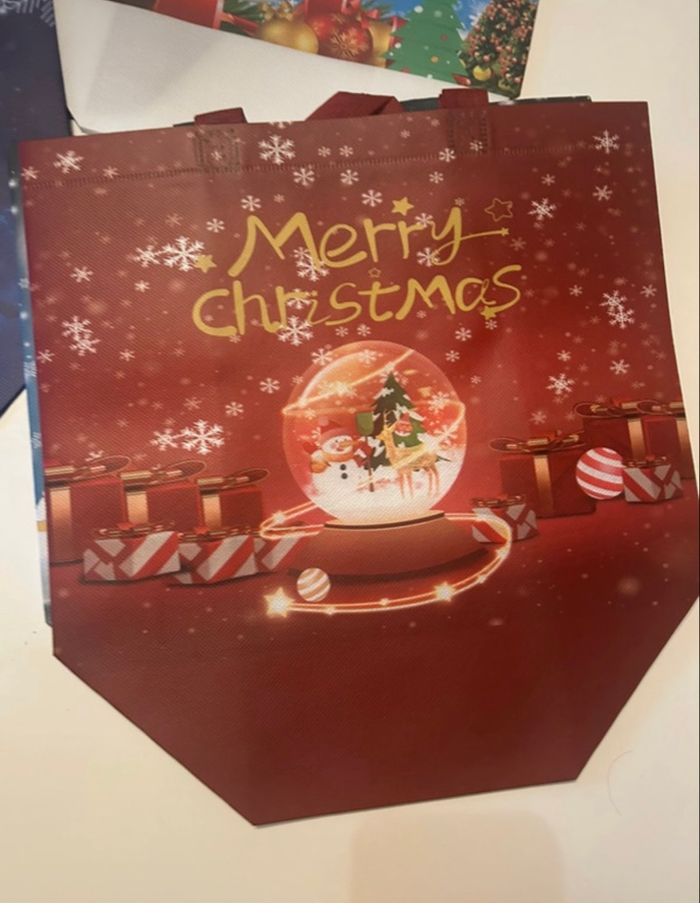 Lot NEUF de 10 sacs cabas sur le thème de Noël - photo numéro 7