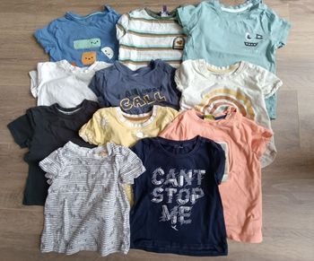 Lot t-shirt taille 24 mois
