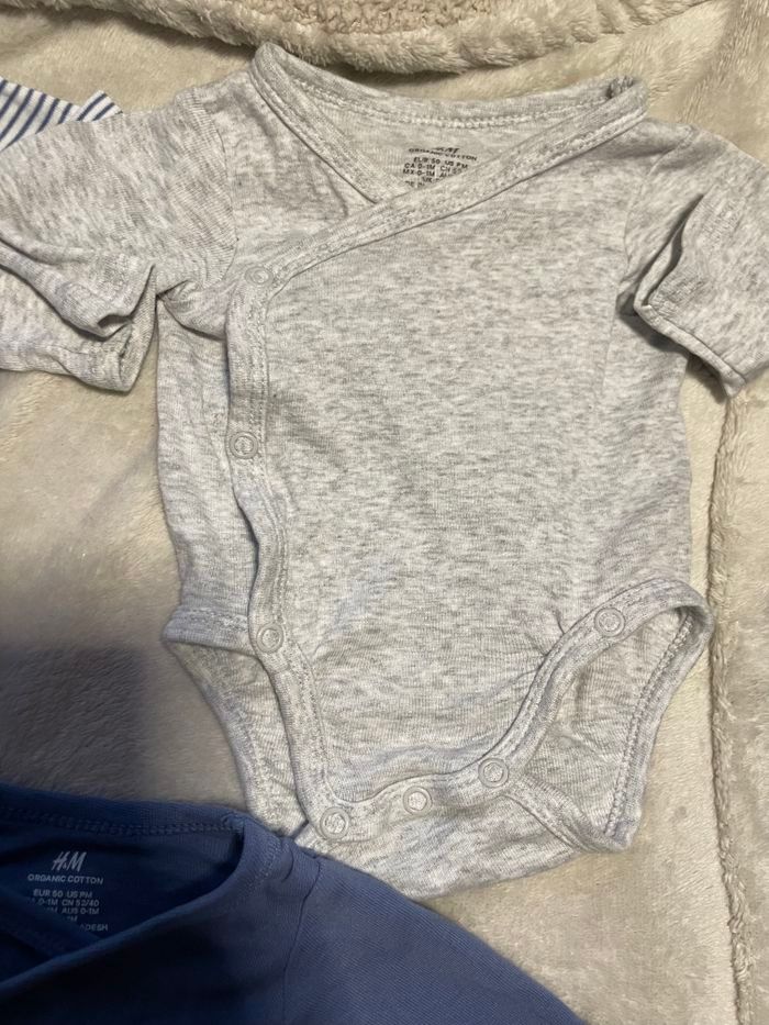 Lot de 3 bodies - photo numéro 4