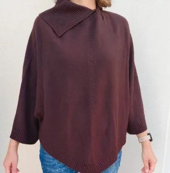 Pull poncho cape
