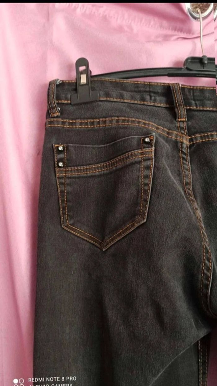 Jeans  anthracite  taille 40 - photo numéro 7