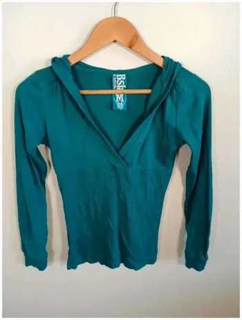 C28 sweat bleu bershka M