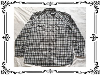 Chemise taille XXL.