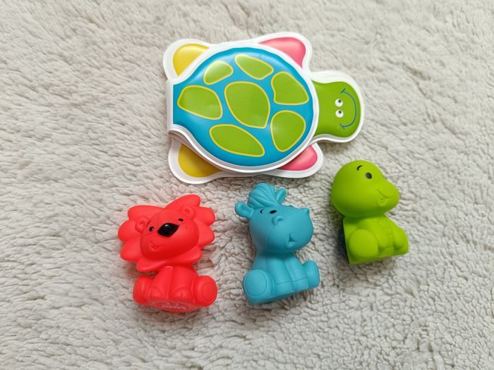 Lot jeux pour le bain