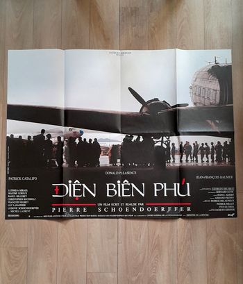 Grande Affiche horizontale film cinéma Dien Bien Phu
