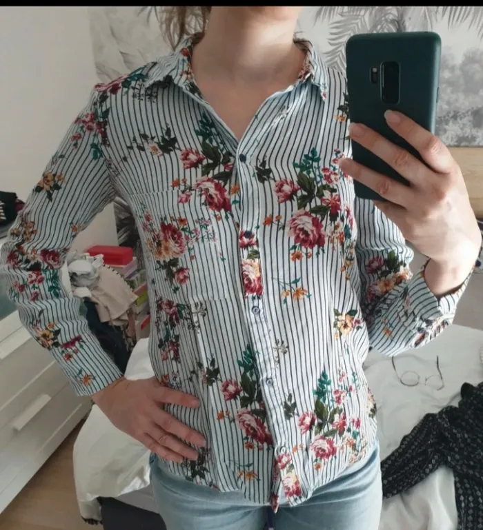 Chemise rayures et fleurs bershka - photo numéro 4