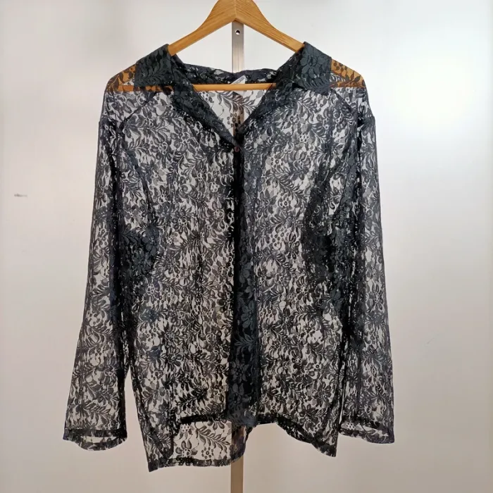 Chemise transparente dentelle noire fleurie manches longues grande taille 50/52 A1419
