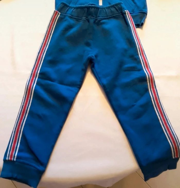 Ensemble 3 pièce bleu, rouge 4 ans. - photo numéro 2