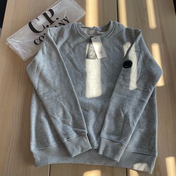 Pull cp company gris 