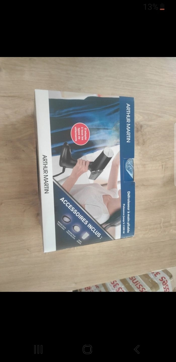 Defroisseur a linge pliable