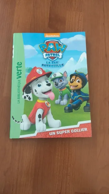 Livre numéro 1 pat patrouille un super collier