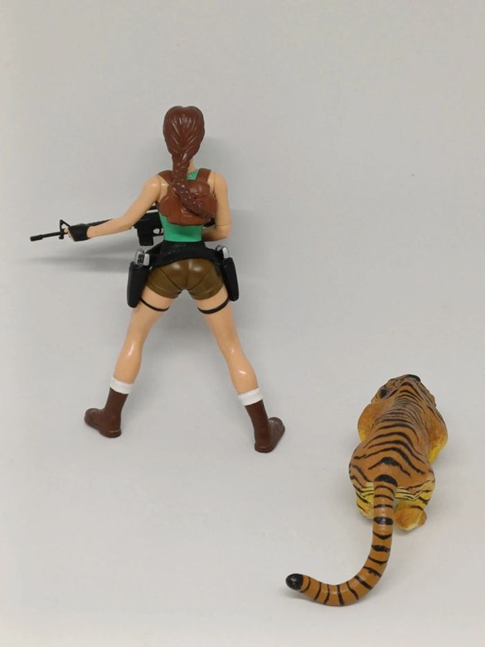 Rare Lara Croft Tomb Raider_Encounters Savage Bengal Tiger Figurine Playmates - photo numéro 12