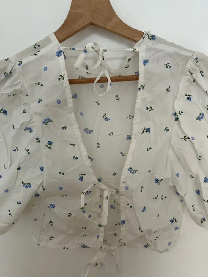 Blouse fleurs bleues - photo numéro 3