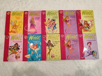 Lot de 10 livres Bibliothèque Rose Winx