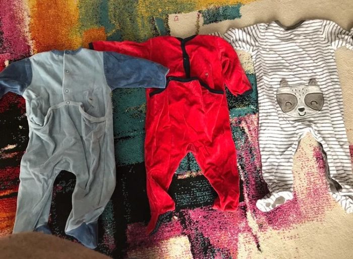 Lot vêtements été 12 mois 35 pièces - photo numéro 12