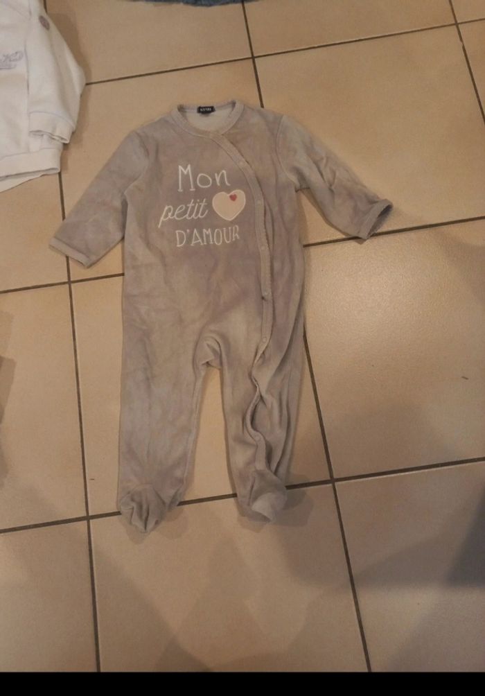 Lot 11 pièces 12 mois - photo numéro 6