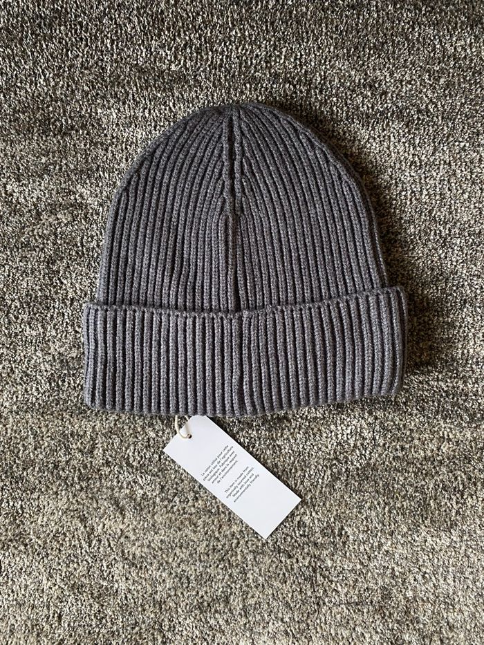 Bonnet AMI Paris Gris Neuf - photo numéro 4