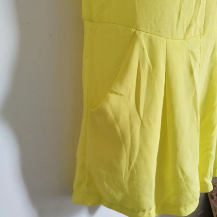 Combishort dos en V femme 💛 - photo numéro 4