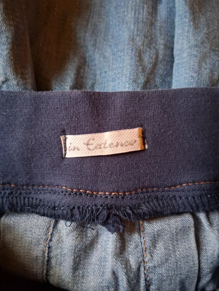 Jupe en jean's taille 6 ans - photo numéro 4