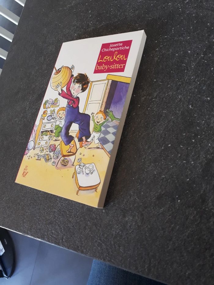 Livre Loulou babysitteur - photo numéro 3