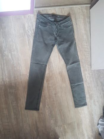 Jean gris taille 42