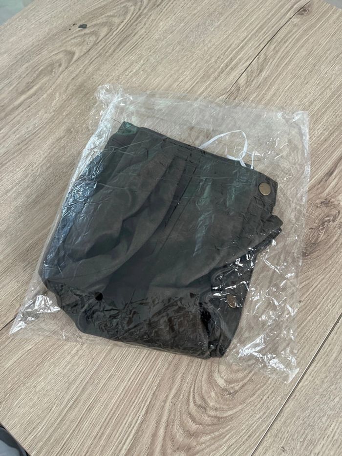 Superbe Jupe Oxana taille S neuve sous blister - photo numéro 6
