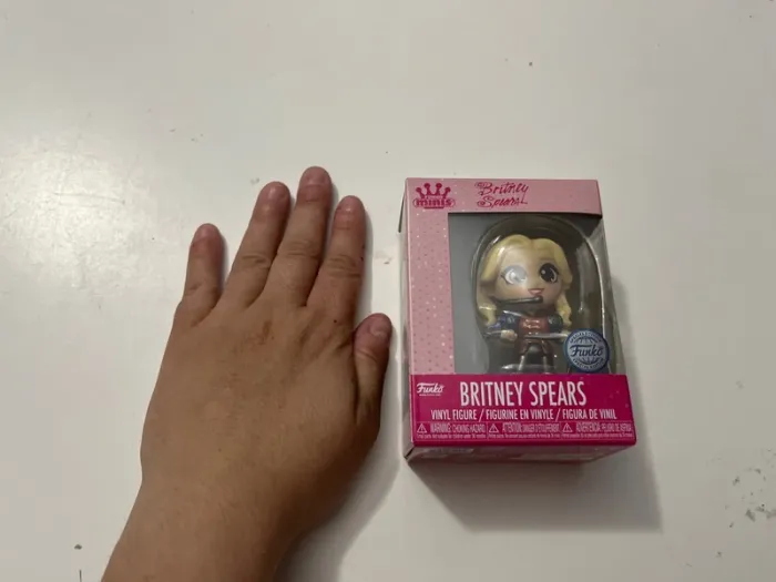 Figurine Britney Spears - photo numéro 5