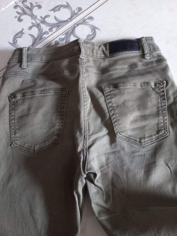 pantalon - photo numéro 4