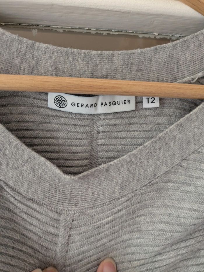 Magnifique pull gris Gérard Pasquier taille 2 - photo numéro 2