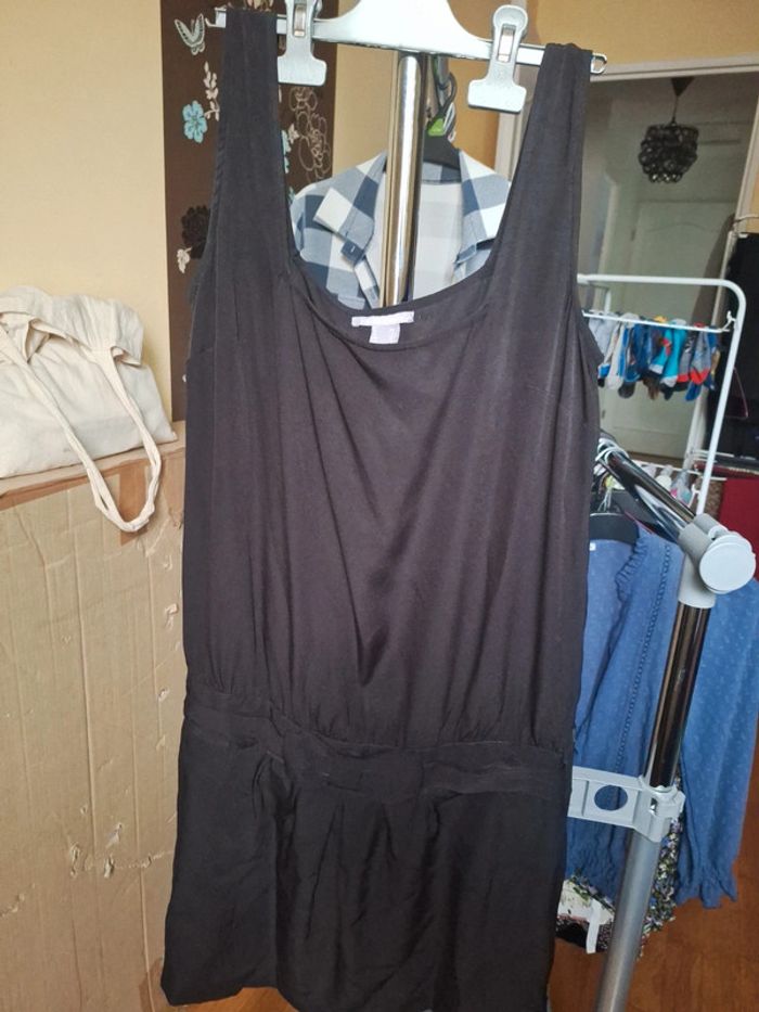 Robe légère avec petit nœud