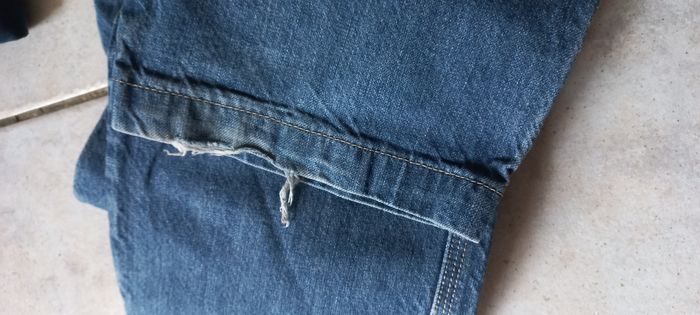 Lot n°3 , 2 jean et 4 tee shirt - photo numéro 2