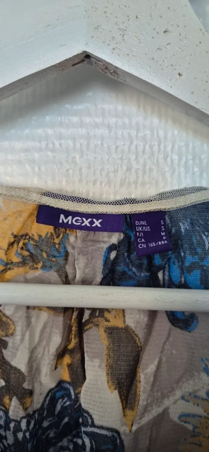 Blouse florale - photo numéro 2