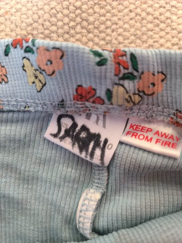 🌸 Legging fleuri Zara – 4-5 ans – Côtelé fin - photo numéro 3