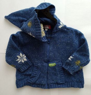 Gilet à capuche zippé Naf Naf, taille 12 mois.