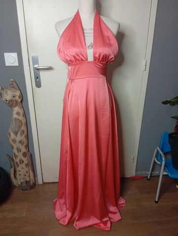 Magnifique robe longue satiné porte feuille taille unique Insta Girl