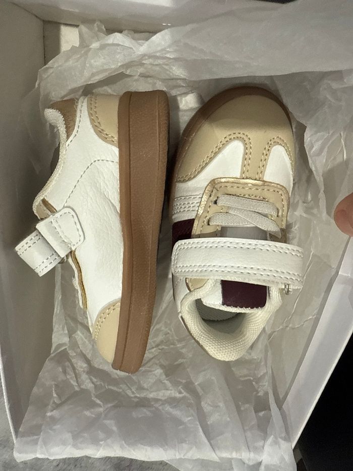 Chaussures bebe fille taille 20 - photo numéro 2