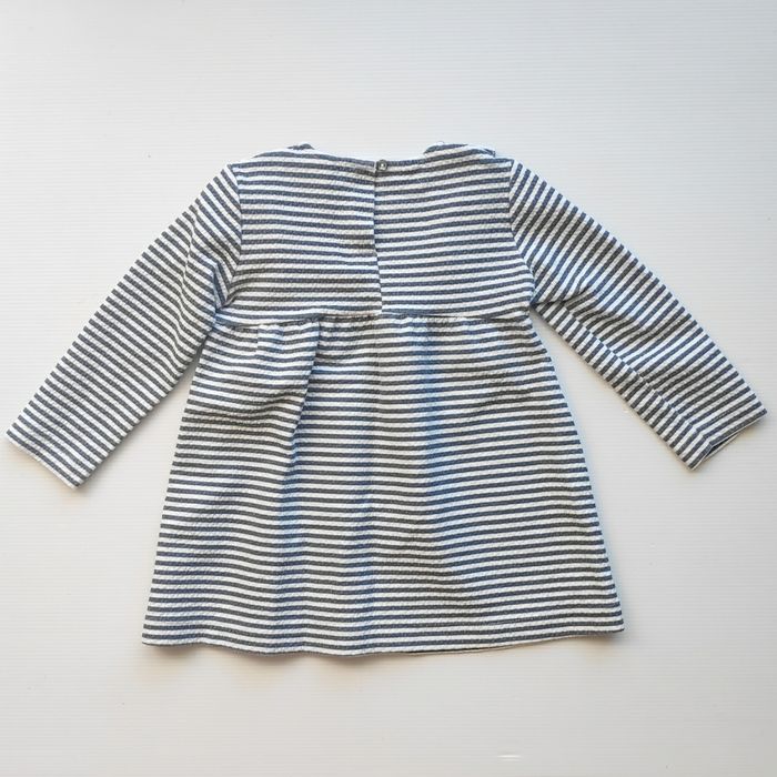 Robe Zara 12/18 mois - photo numéro 2