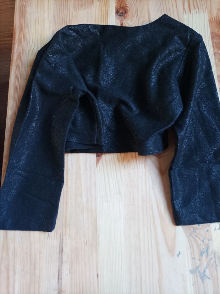 Bolero noir 7-8 ans