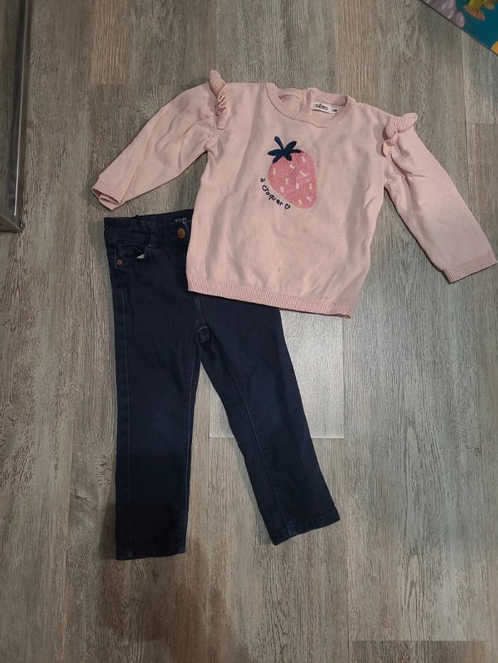 Jean et pull rose à paillettes