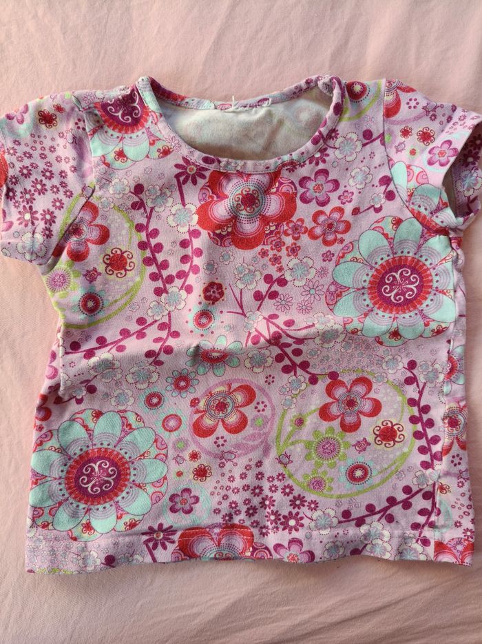 Tee-shirt manches courtes fille rose fleuri 86 cm - photo numéro 1