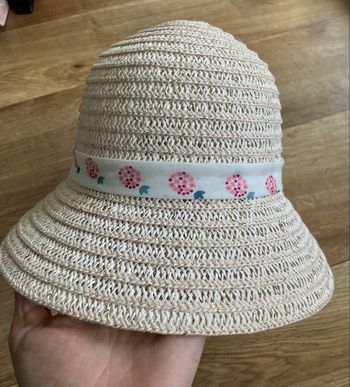 Joli chapeau bébé fille 2 ans 