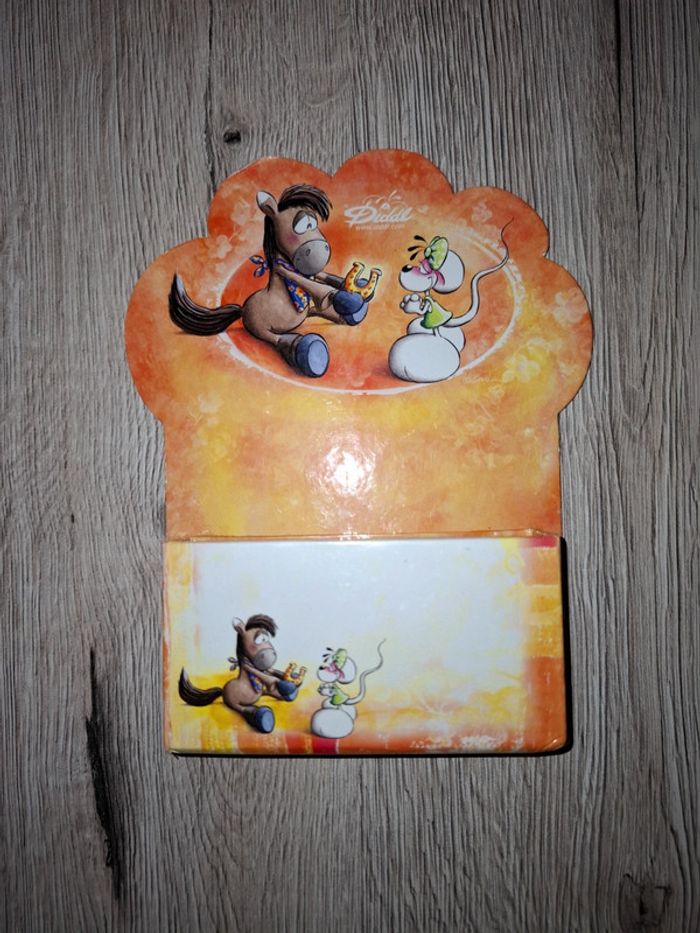 Support pour feuilles diddl