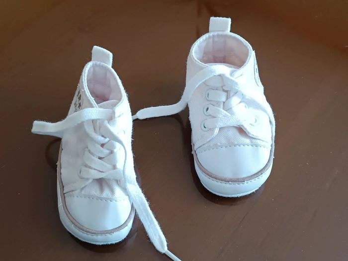Chausson basket bébé